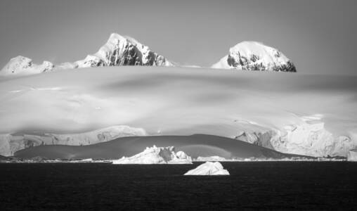 Antarctica Katabatic Winds - Karen Photo - Steve Edit